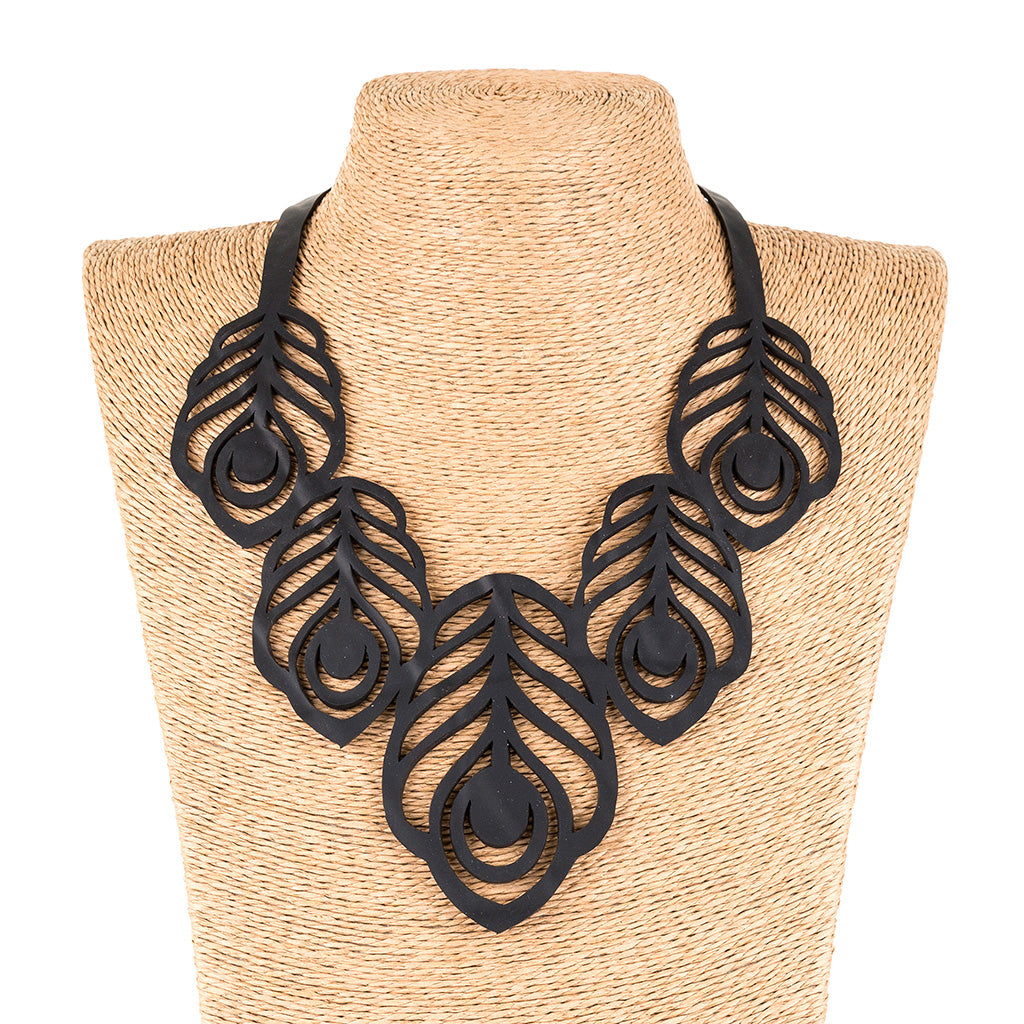 Peacock Feather Necklace-1