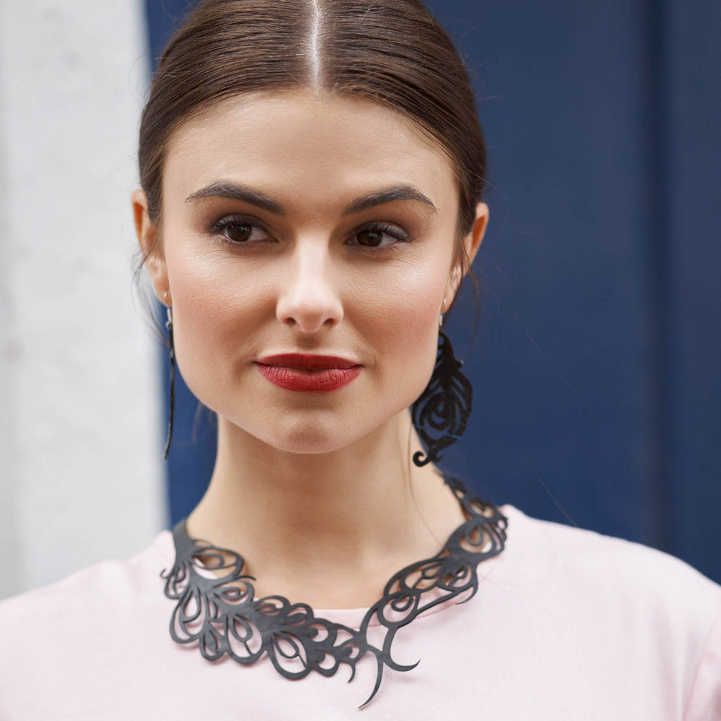 Phoenix Exquisite Inner Tube Necklace-0